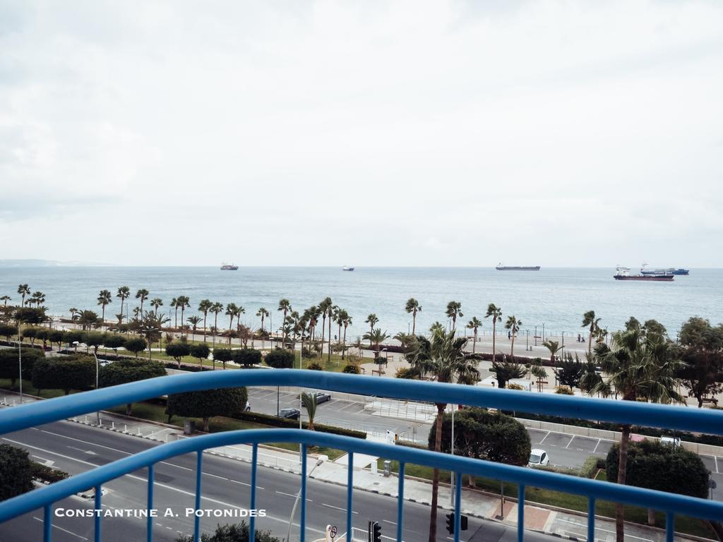 Sea Front & City Center, Amazing Sea View Лимасол Экстерьер фото