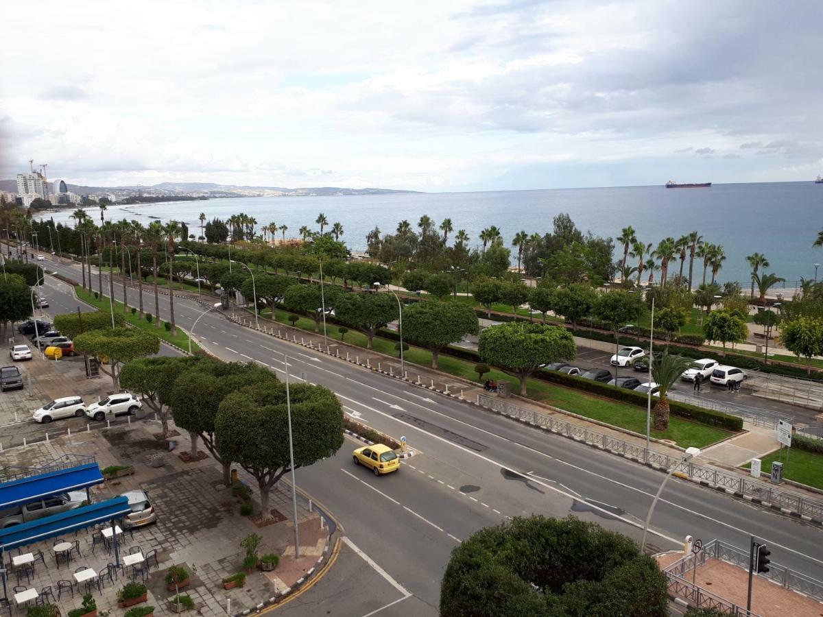 Sea Front & City Center, Amazing Sea View Лимасол Экстерьер фото